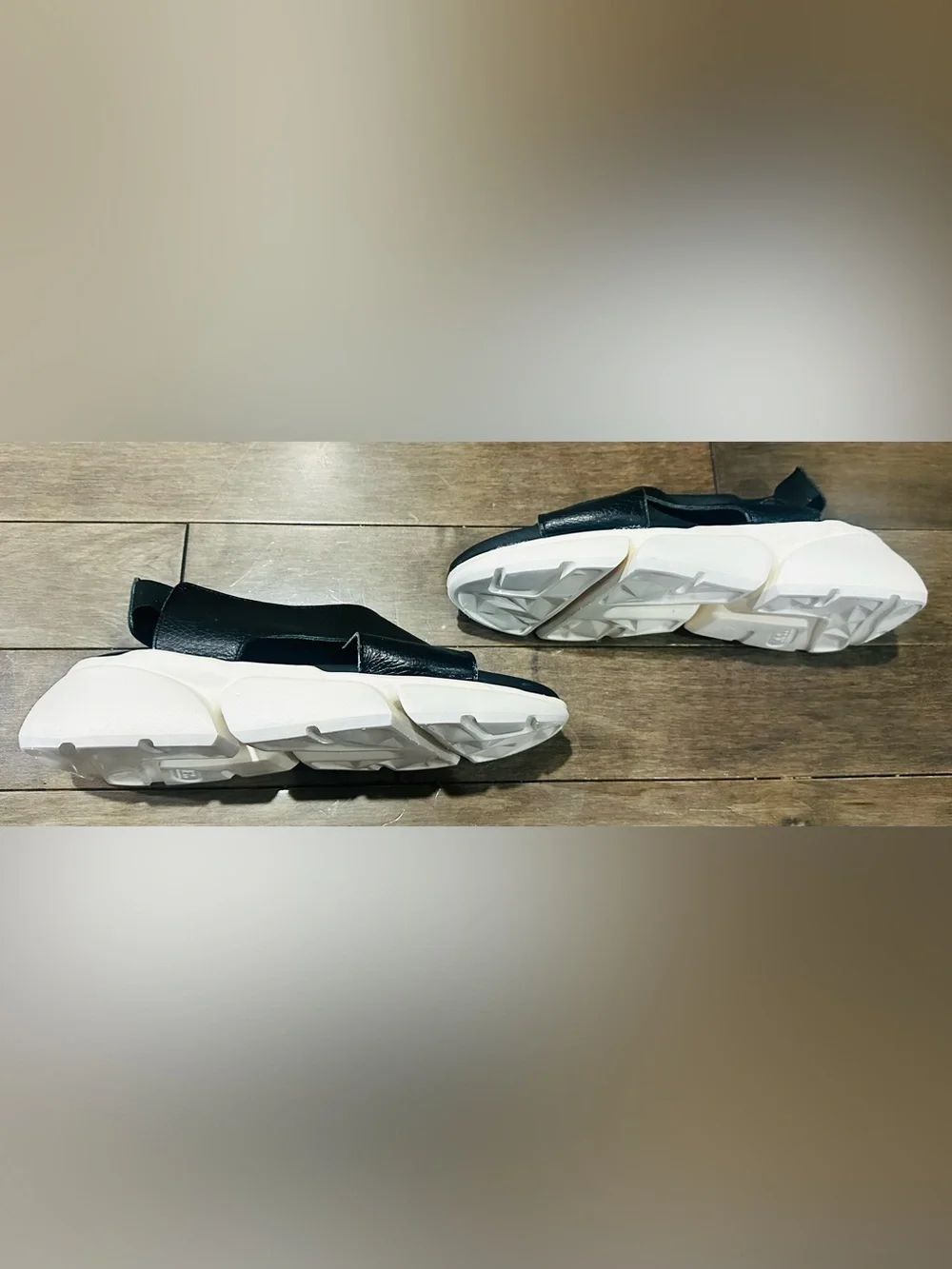 Anthropologie Women’s Sz 38/7.5 Black/White Daily Practice Fisherman Sandals